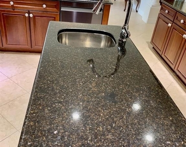 24312 Westgate Boulevard - Photo Thumbnail 15