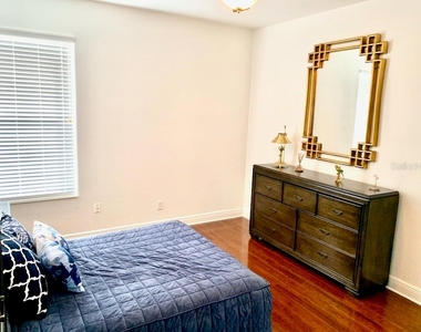 24312 Westgate Boulevard - Photo Thumbnail 31