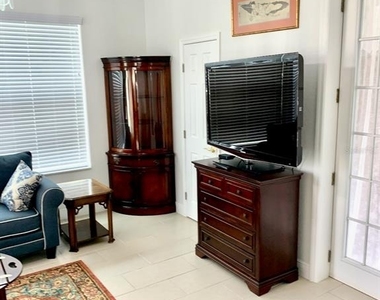 24312 Westgate Boulevard - Photo Thumbnail 41