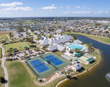 24312 Westgate Boulevard - Photo Thumbnail 50