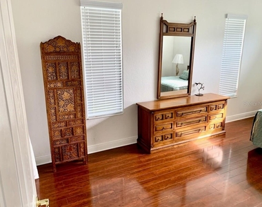 24312 Westgate Boulevard - Photo Thumbnail 22
