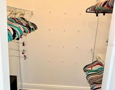 24312 Westgate Boulevard - Photo Thumbnail 25