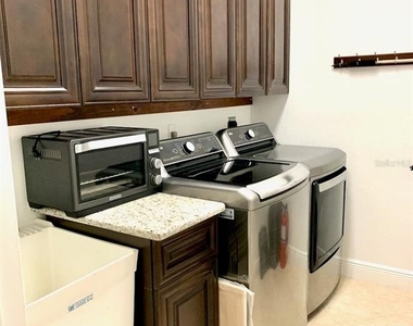 24312 Westgate Boulevard - Photo Thumbnail 43