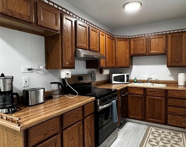 8186 Agress Avenue - Photo Thumbnail 8