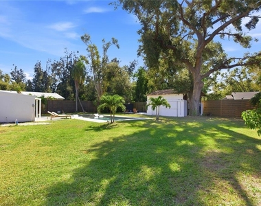 2826 Marlette Street - Photo Thumbnail 18