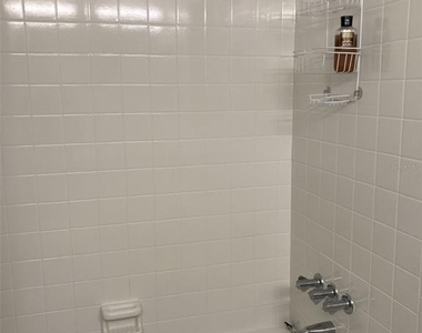 304 47th Avenue Drive W - Photo Thumbnail 11