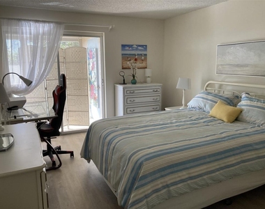 304 47th Avenue Drive W - Photo Thumbnail 9