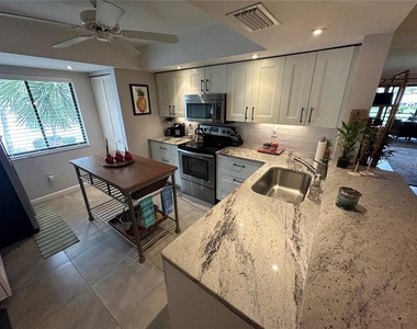 3500 El Conquistador Parkway - Photo Thumbnail 2