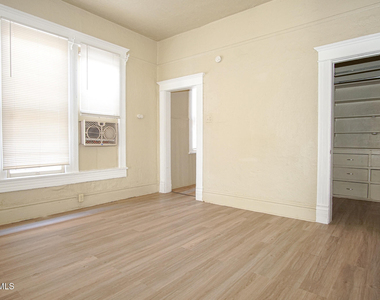1419 Wyoming Avenue - Photo Thumbnail 11