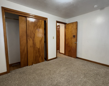 16 Grove Street - Photo Thumbnail 10