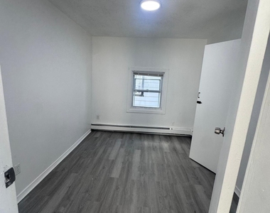 265 6th Street - Photo Thumbnail 2