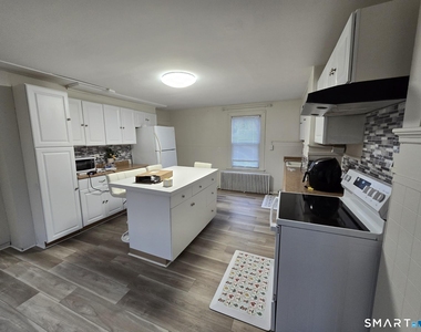 157 Eastern Avenue - Photo Thumbnail 2
