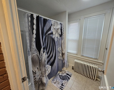 157 Eastern Avenue - Photo Thumbnail 4