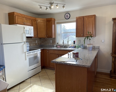41 Elmcroft Road - Photo Thumbnail 7