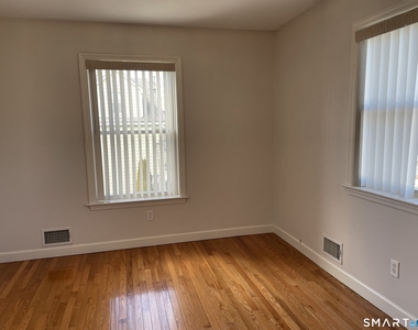 41 Elmcroft Road - Photo Thumbnail 20