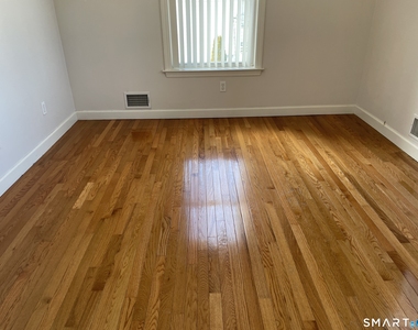 41 Elmcroft Road - Photo Thumbnail 21
