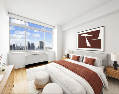 5th Avenue - Photo Thumbnail 2