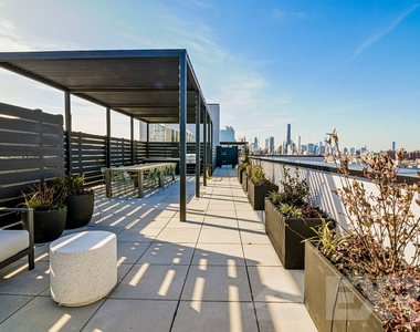 957 Atlantic Avenue - Photo Thumbnail 17