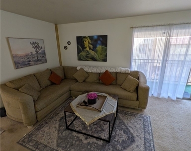 4990 River Glen Drive - Photo Thumbnail 11