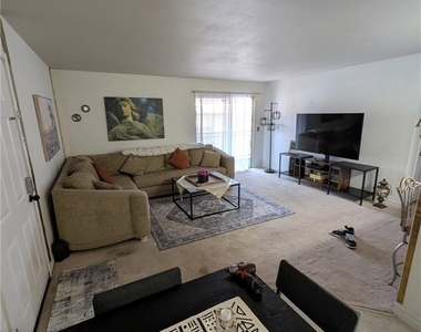 4990 River Glen Drive - Photo Thumbnail 7