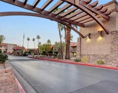 4990 River Glen Drive - Photo Thumbnail 3