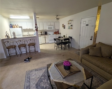 4990 River Glen Drive - Photo Thumbnail 6