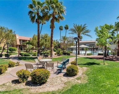 4990 River Glen Drive - Photo Thumbnail 2