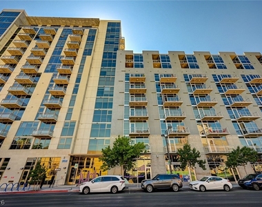 353 E Bonneville Avenue - Photo Thumbnail 24