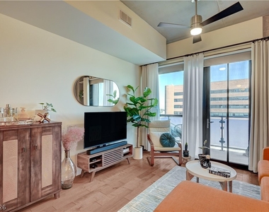 353 E Bonneville Avenue - Photo Thumbnail 6
