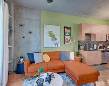 353 E Bonneville Avenue - Photo Thumbnail 9