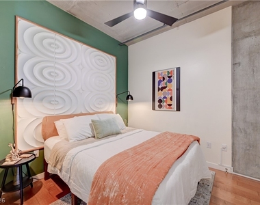 353 E Bonneville Avenue - Photo Thumbnail 14