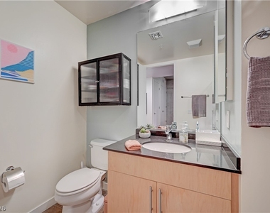 353 E Bonneville Avenue - Photo Thumbnail 12