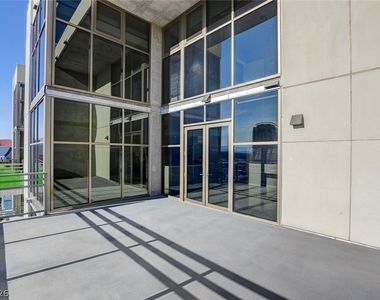 353 E Bonneville Avenue - Photo Thumbnail 45