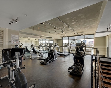 353 E Bonneville Avenue - Photo Thumbnail 30