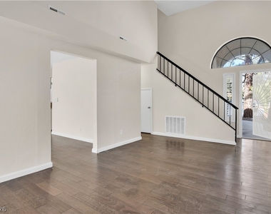 5321 Tamanar Drive - Photo Thumbnail 4