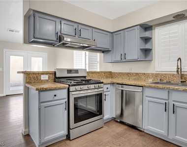5321 Tamanar Drive - Photo Thumbnail 10