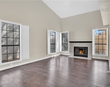 5321 Tamanar Drive - Photo Thumbnail 3