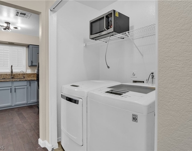 5321 Tamanar Drive - Photo Thumbnail 13