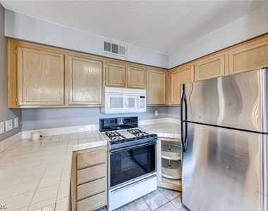 2251 Wigwam Parkway - Photo Thumbnail 16