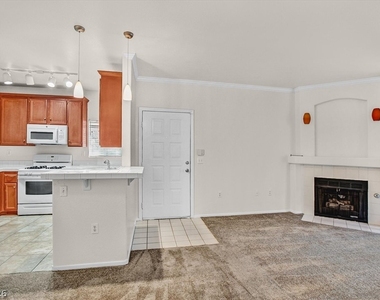 75 N Valle Verde Drive - Photo Thumbnail 2