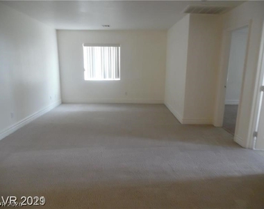 9737 Valmeyer Avenue - Photo Thumbnail 4