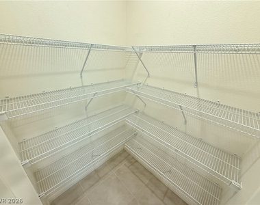 10854 Gentle Crest Avenue - Photo Thumbnail 23