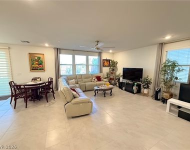 10854 Gentle Crest Avenue - Photo Thumbnail 2