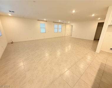10854 Gentle Crest Avenue - Photo Thumbnail 21
