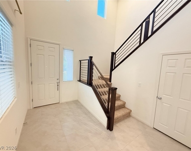 10854 Gentle Crest Avenue - Photo Thumbnail 13