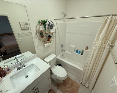 10854 Gentle Crest Avenue - Photo Thumbnail 7