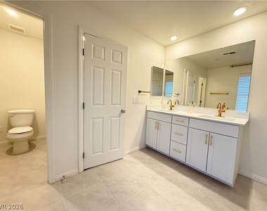 10854 Gentle Crest Avenue - Photo Thumbnail 45
