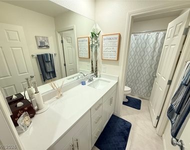 10854 Gentle Crest Avenue - Photo Thumbnail 16
