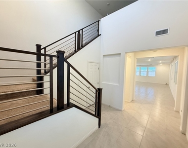10854 Gentle Crest Avenue - Photo Thumbnail 14