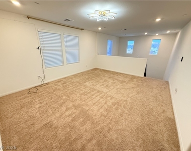 10854 Gentle Crest Avenue - Photo Thumbnail 32